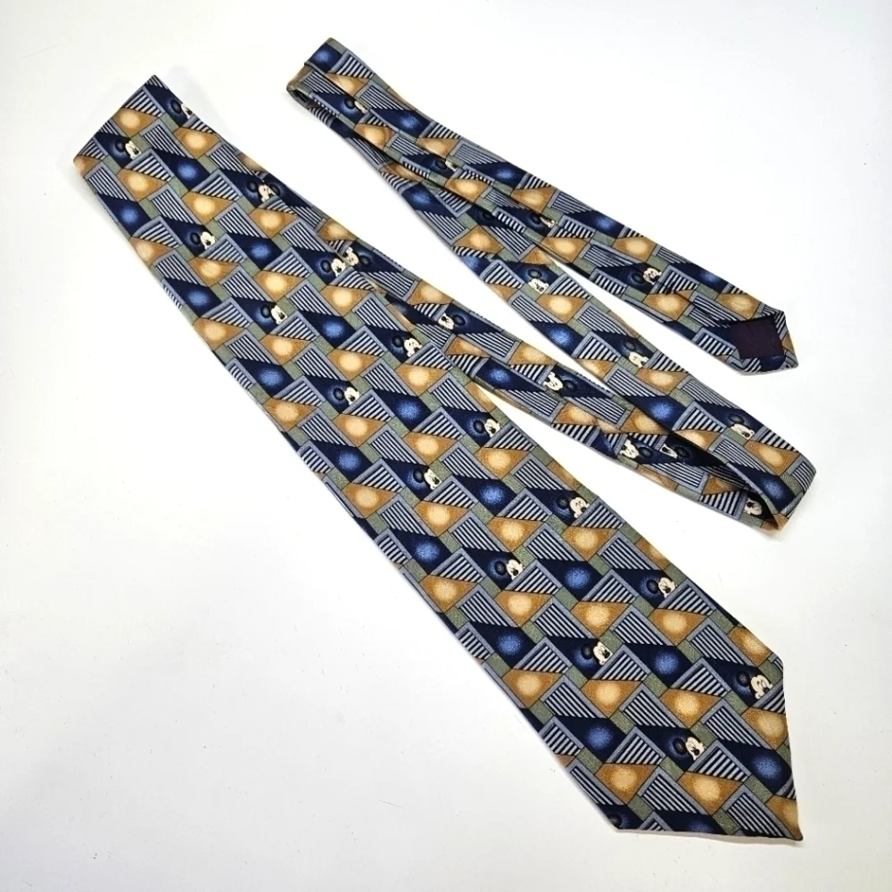 VINTAGE Walt Disney World Hidden Peeking Mickey Mouse Men's Silk Neck Tie